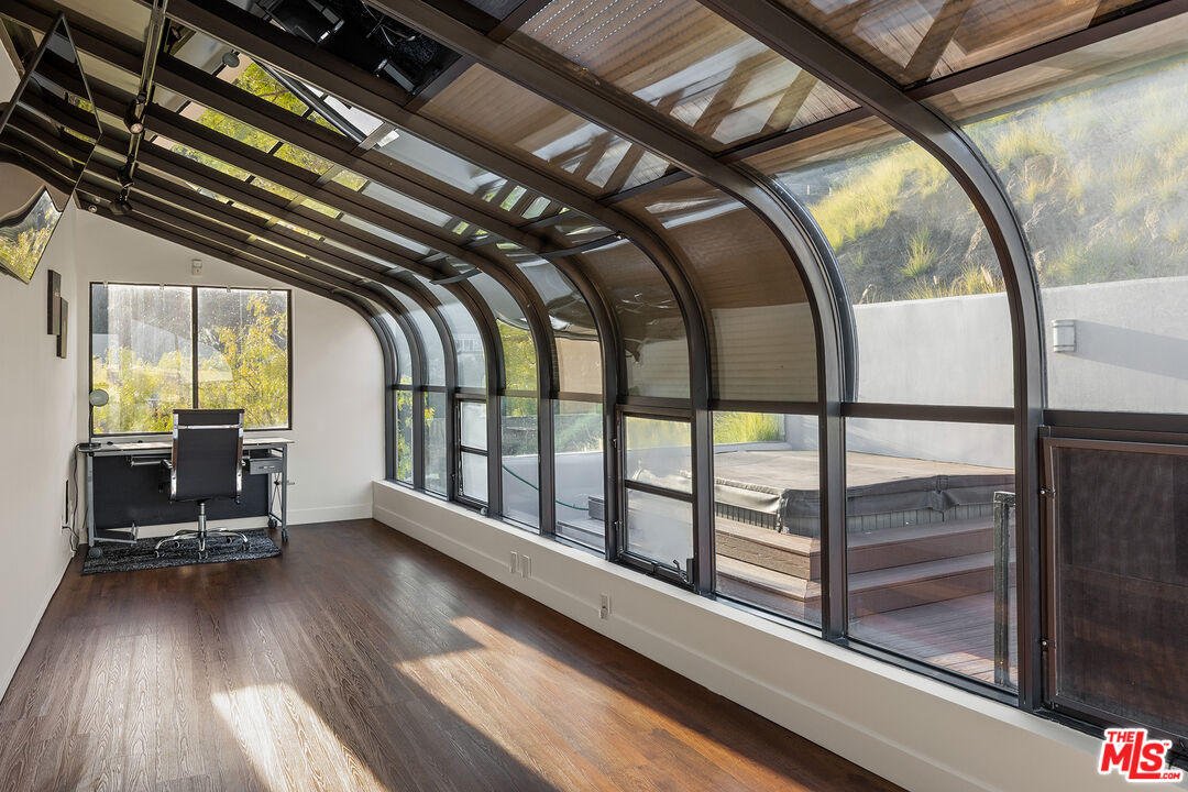 1815 N Crescent Heights Blvd, Hollywood Hills