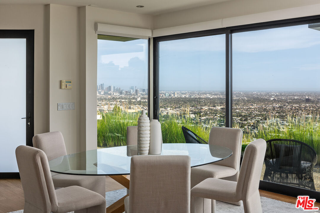 1815 N Crescent Heights Blvd, Hollywood Hills