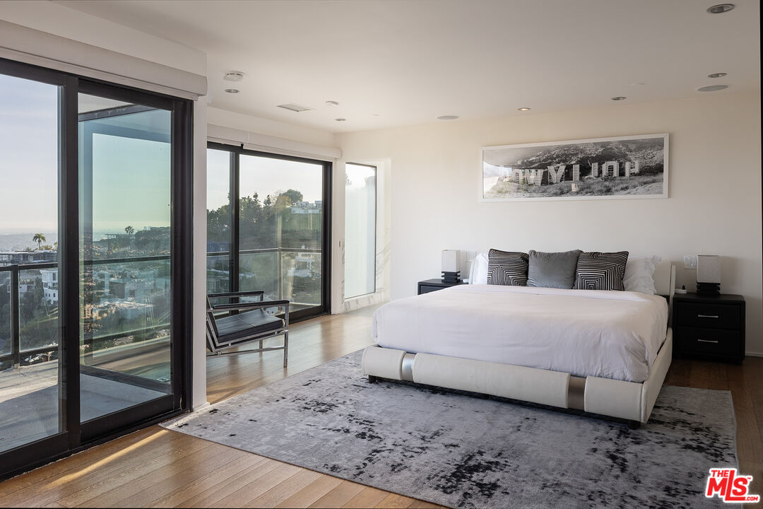 1815 N Crescent Heights Blvd, Hollywood Hills