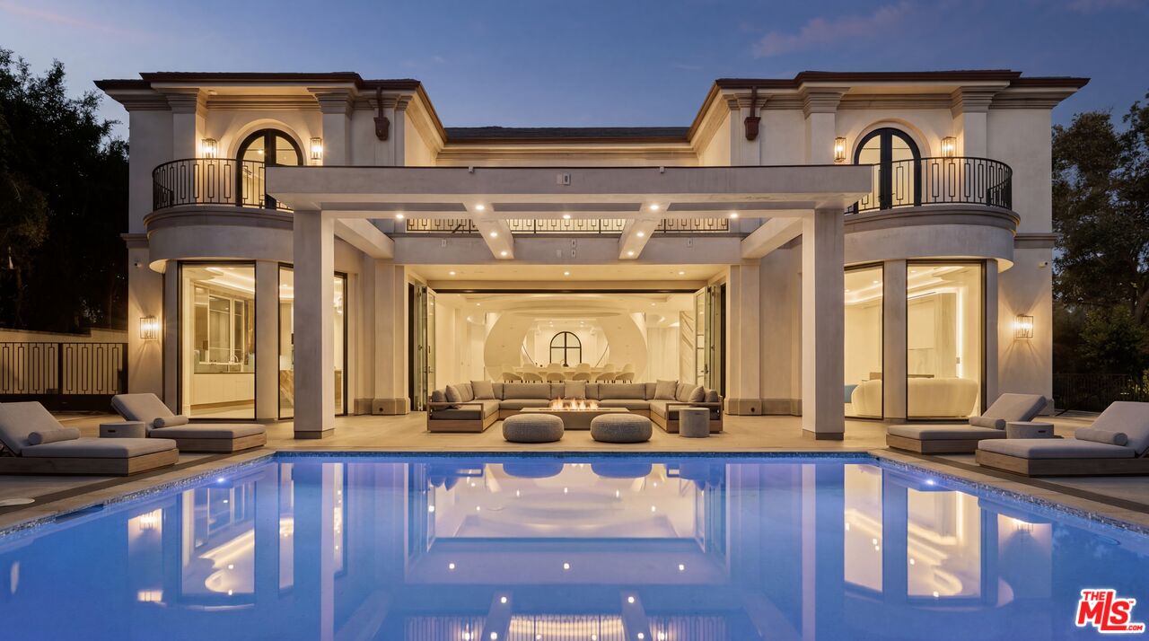 701 N Camden Dr, Beverly Hills