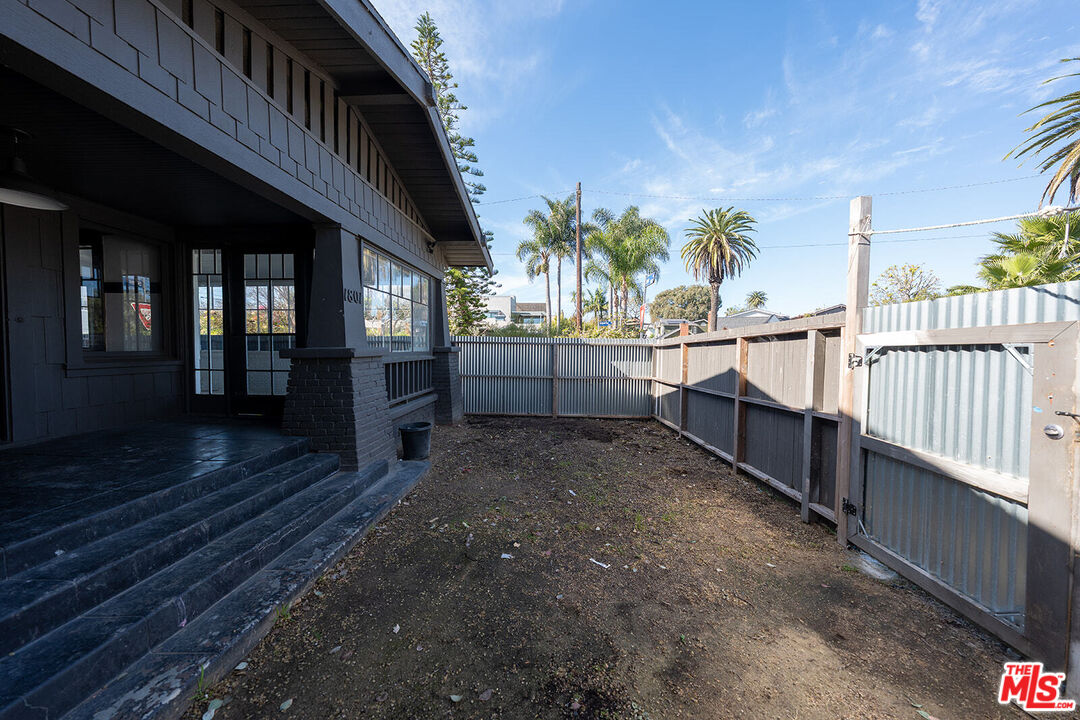 1801 Shell Ave, Venice 