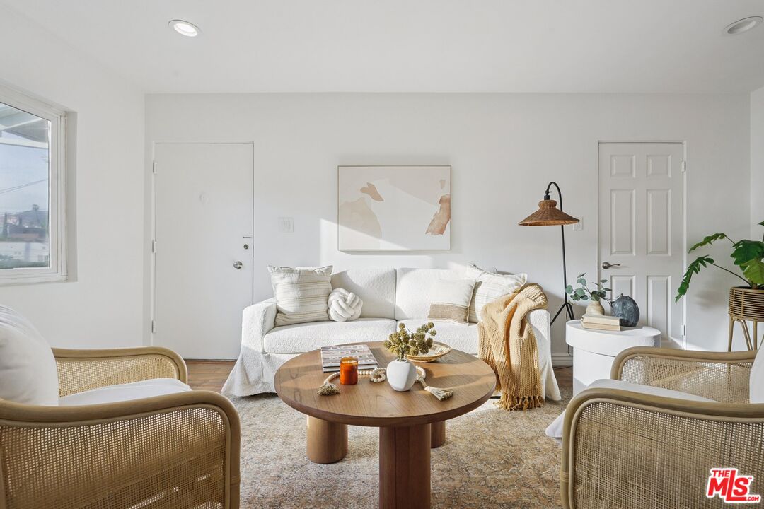 4408 Franklin Ave Unit: 5