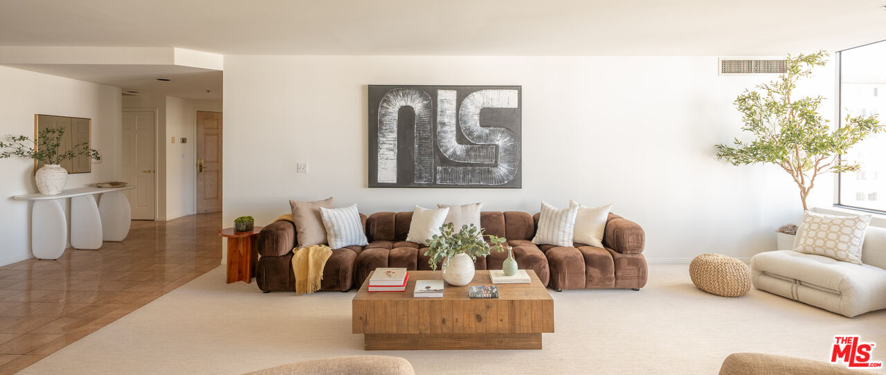 10724 Wilshire Blvd Unit: 1106