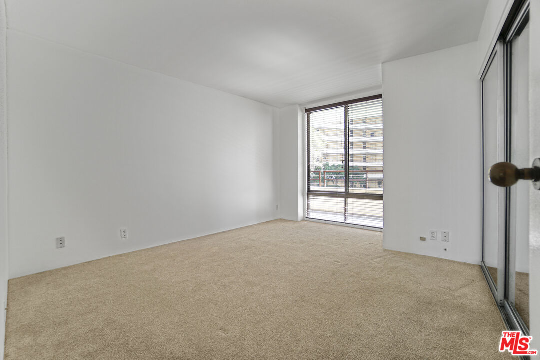 4316 Marina City Drive Unit: #229