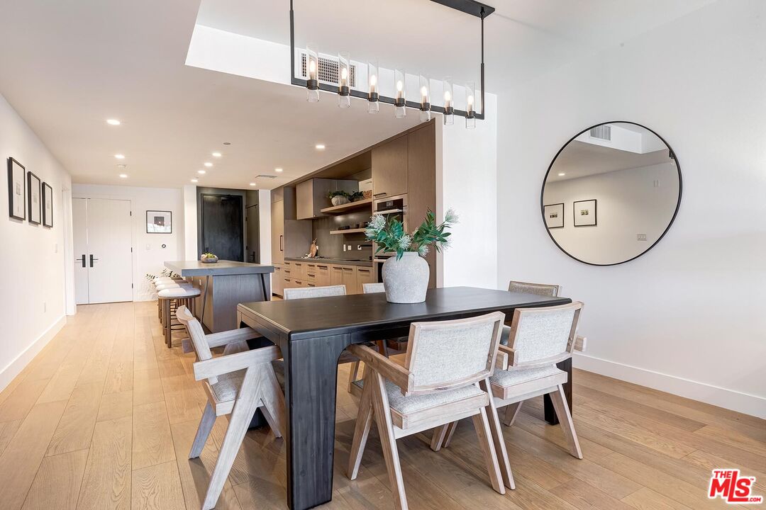 10777 Wilshire Blvd Unit: 409, Westwood