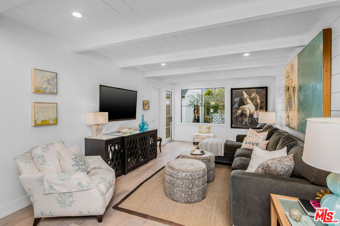 4513 Radford Ave, Valley Village 