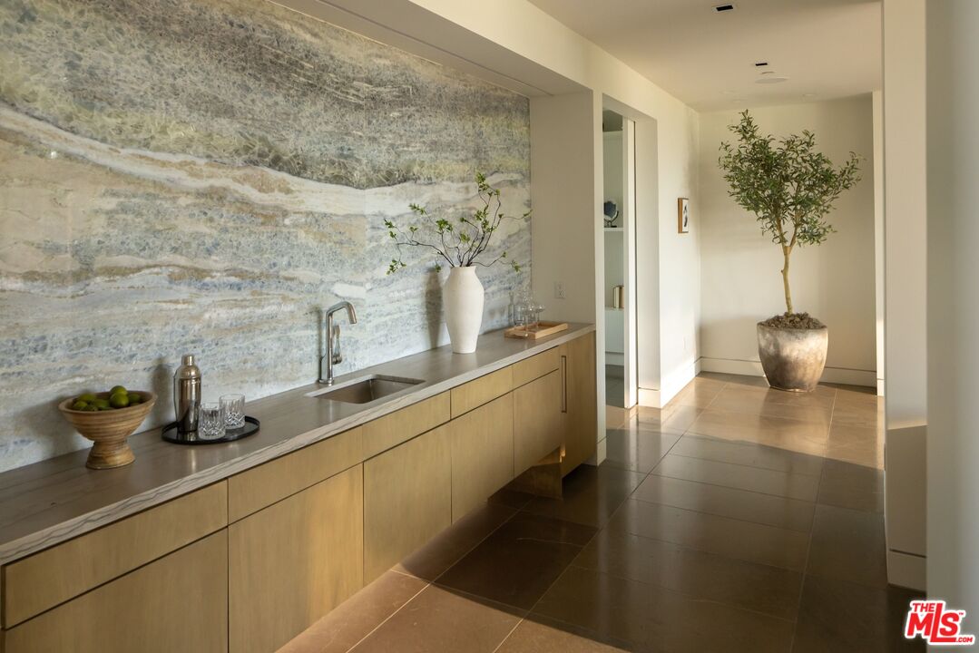 13120 Nimrod Pl, Brentwood