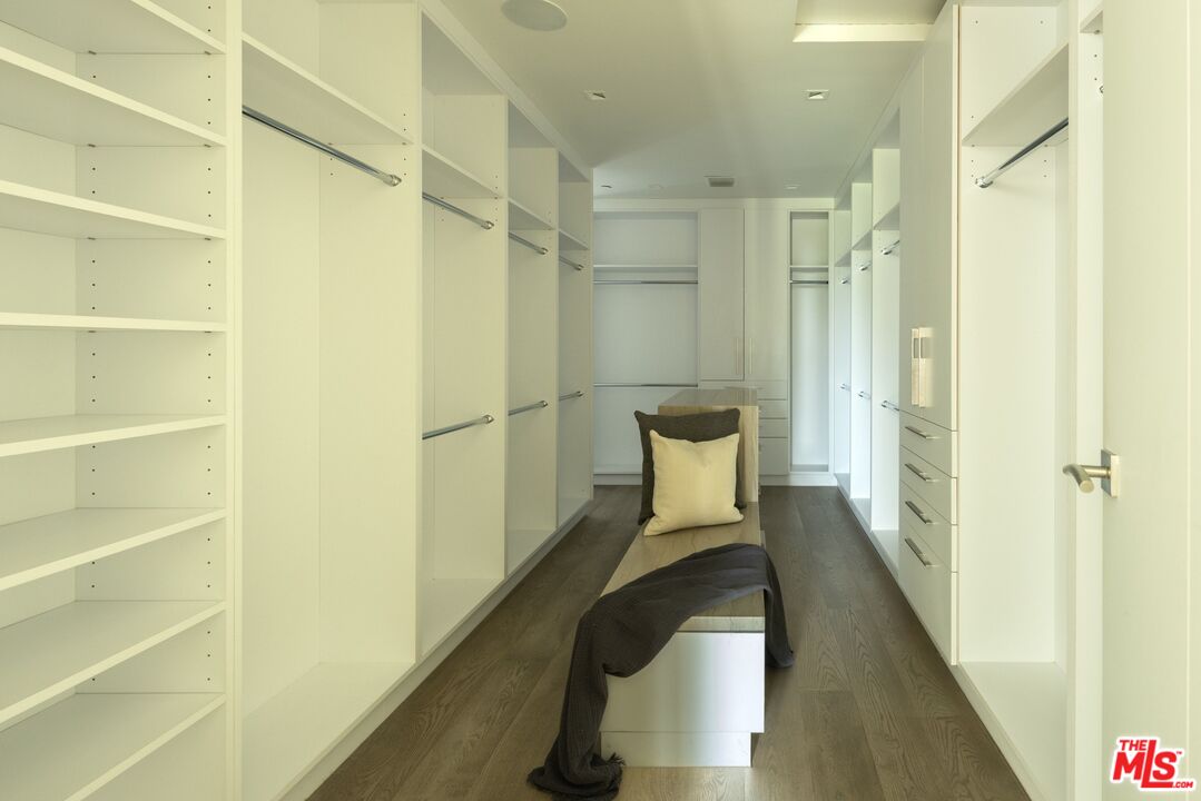 13120 Nimrod Pl, Brentwood