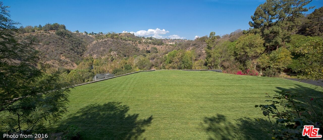 10550 Dolcedo Way, Bel Air