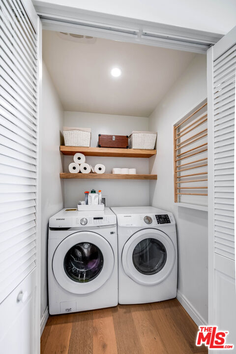 14716 Killion St, Sherman Oaks