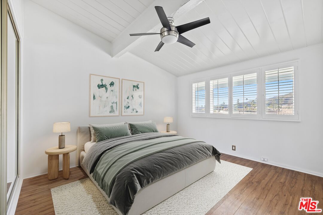 918 Glenhaven Dr, Pacific Palisades 