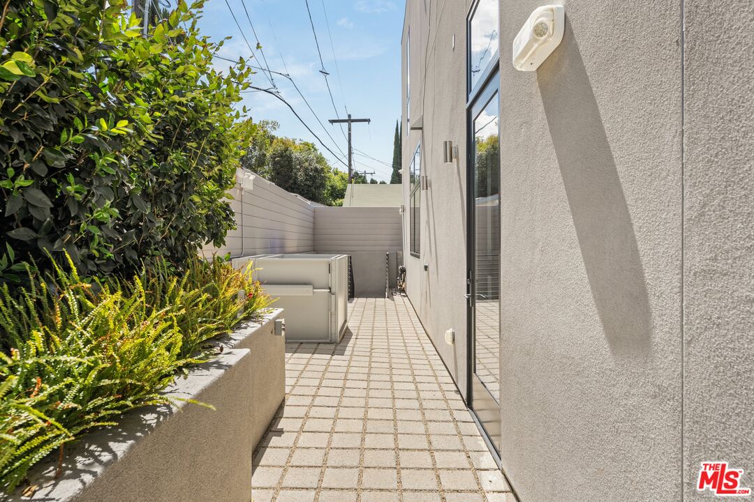 3808 College Ave Unit: 6, Culver City 