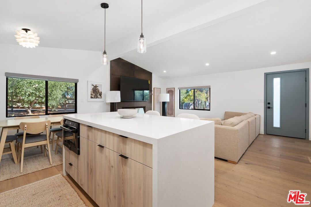 27357 Pacific Coast Hwy, Malibu