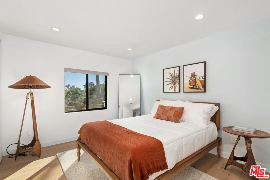 27357 Pacific Coast Hwy, Malibu