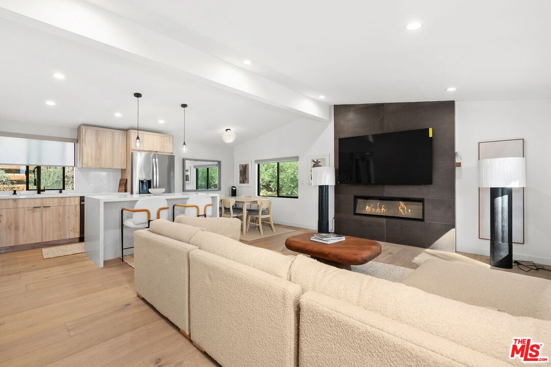 27357 Pacific Coast Hwy, Malibu