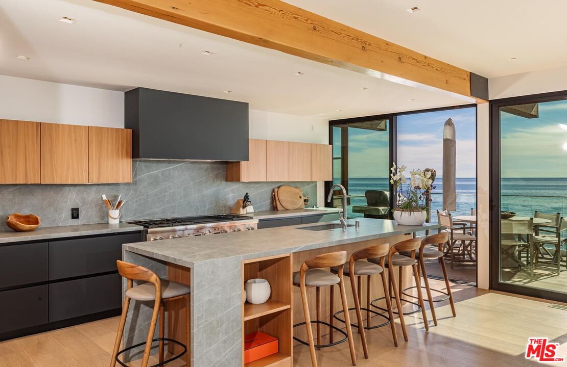 24548 Malibu Rd, Malibu