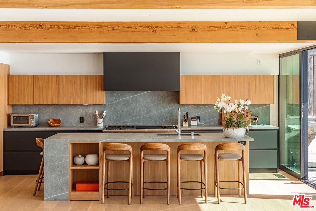 24548 Malibu Rd, Malibu