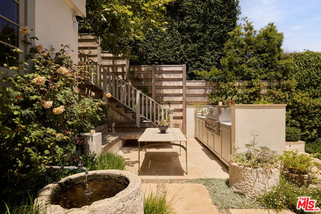 239 W Channel Rd, Santa Monica