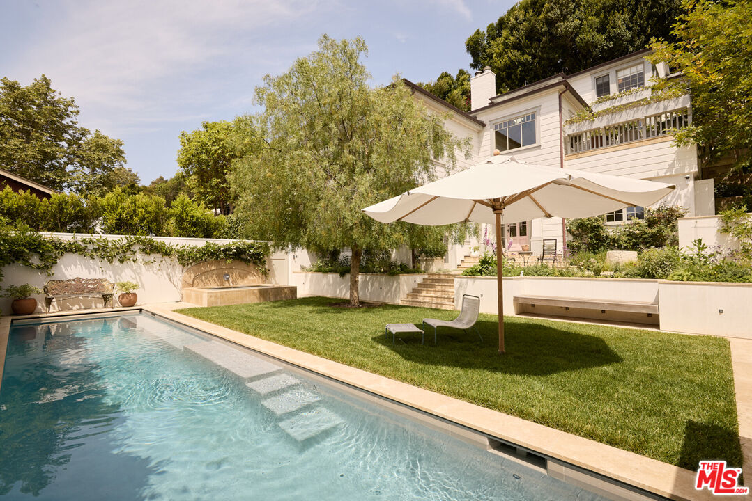 239 W Channel Rd, Santa Monica