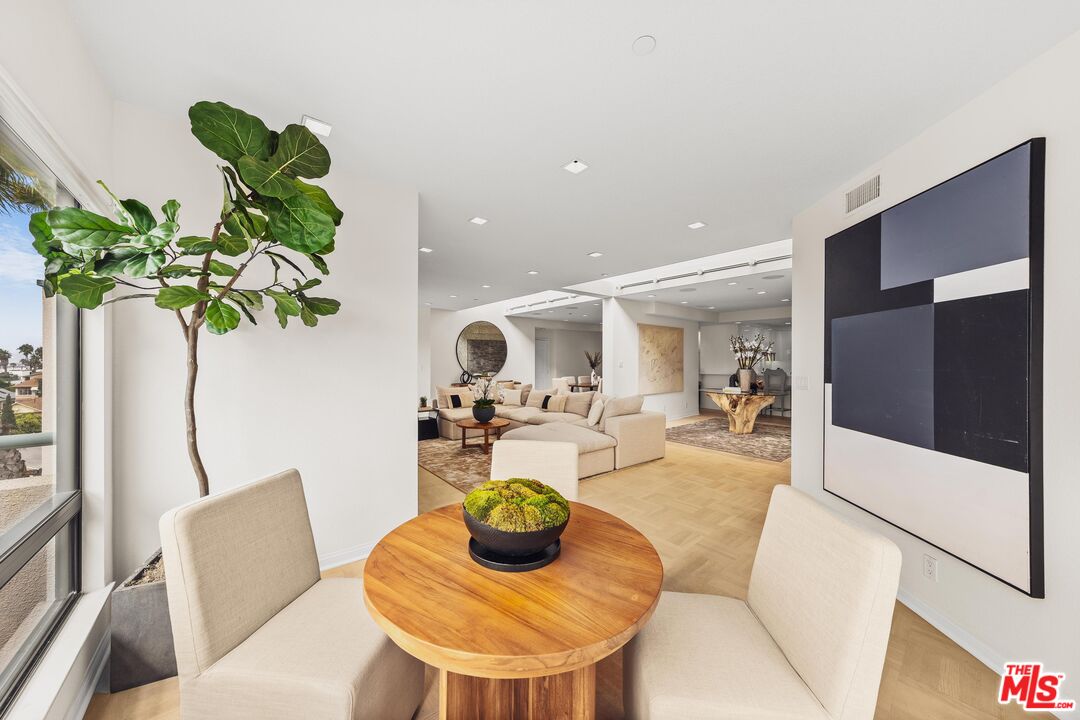 110 Ocean Park Blvd Unit: 504