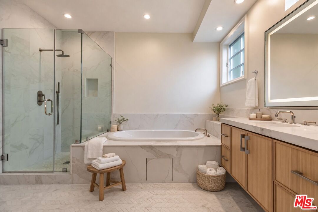 11714 Folkstone Ln, Bel Air