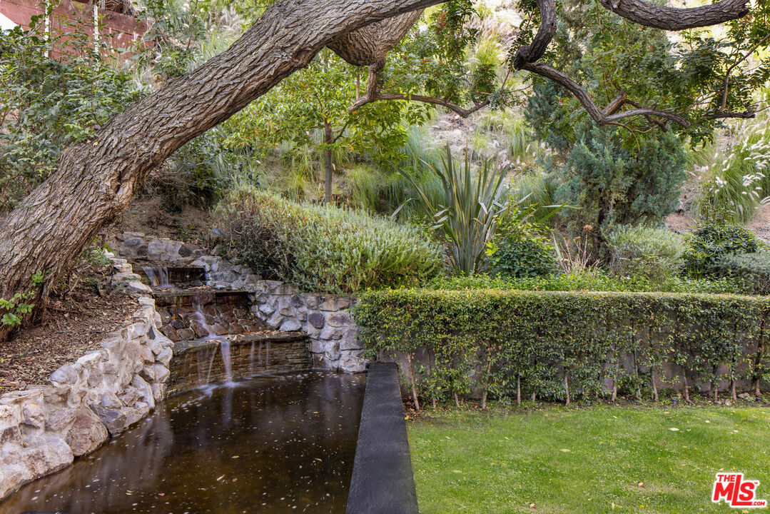 7933 Fareholm Dr, Hollywood Hills