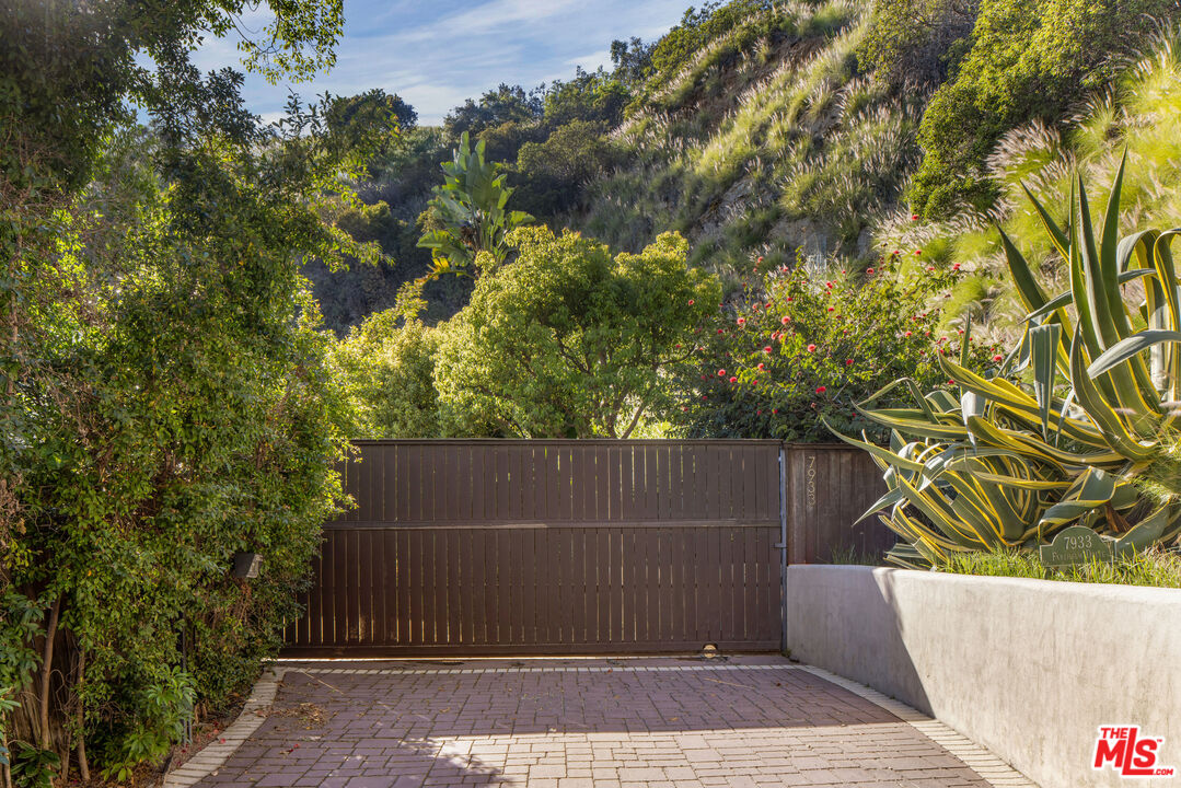 7933 Fareholm Dr, Hollywood Hills