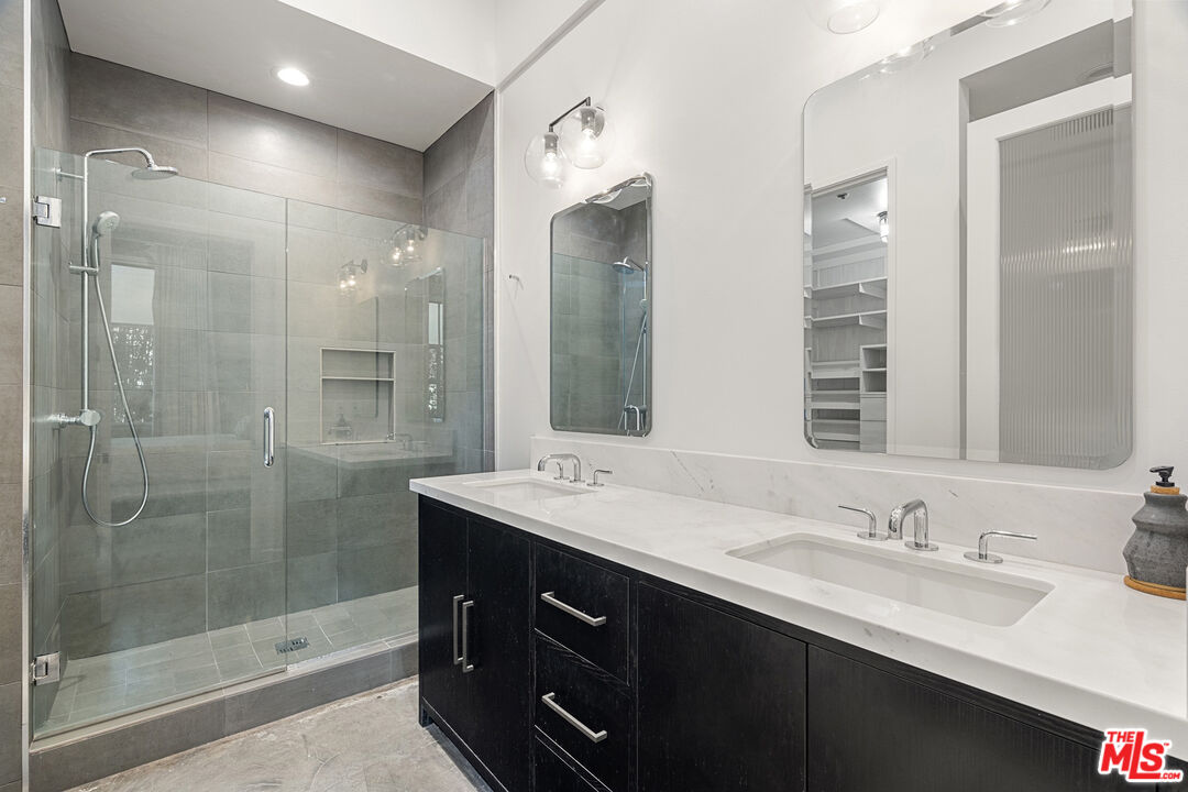 710 N Orlando Ave Unit: 104