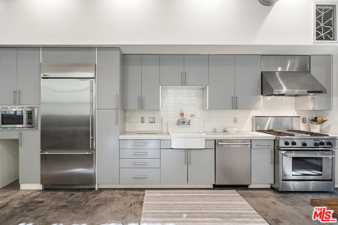 710 N Orlando Ave Unit: 104