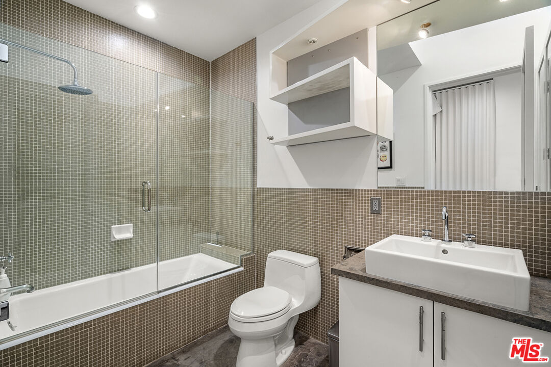 710 N Orlando Ave Unit: 104