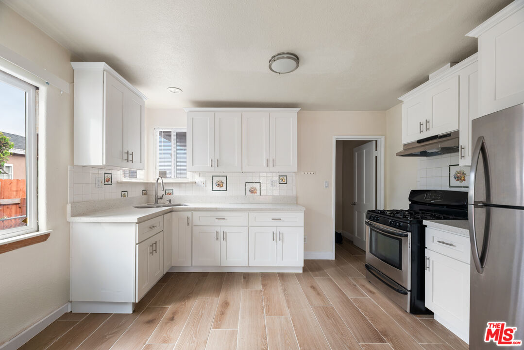 4022 W 161st St, Lawndale