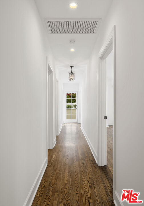 451 Westmount Dr, West Hollywood