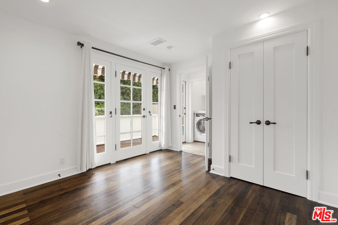 451 Westmount Dr, West Hollywood