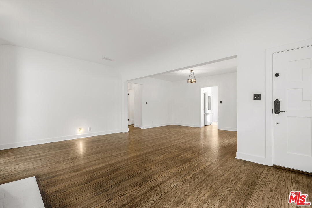451 Westmount Dr, West Hollywood