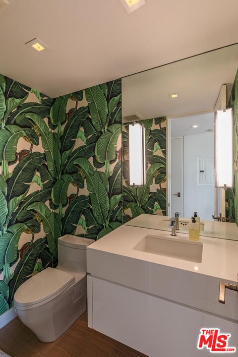 9255 Doheny Rd Unit: 1204
