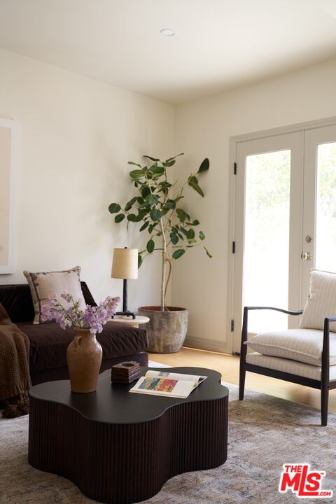 923 S Ogden Dr
