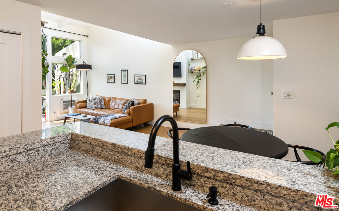 4900 Overland Ave Unit: 312