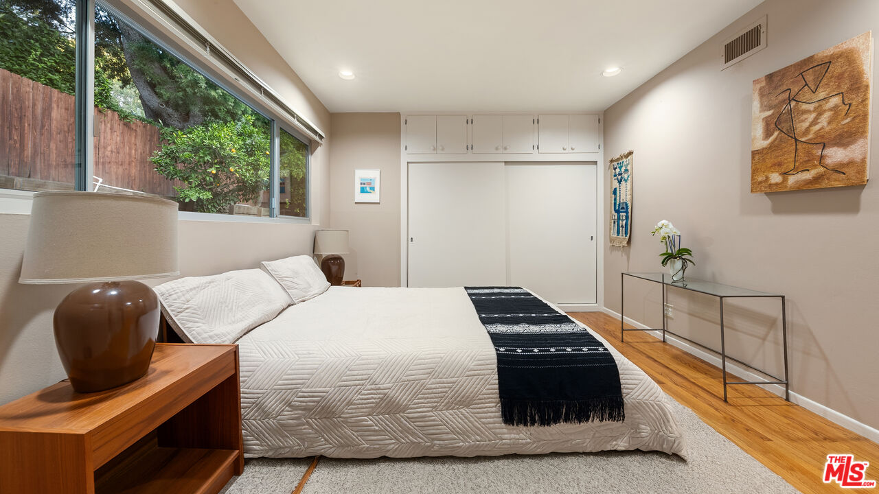 13044 Sky Valley Rd, Brentwood 