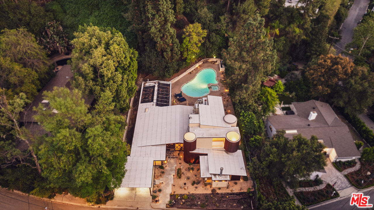 13044 Sky Valley Rd, Brentwood 