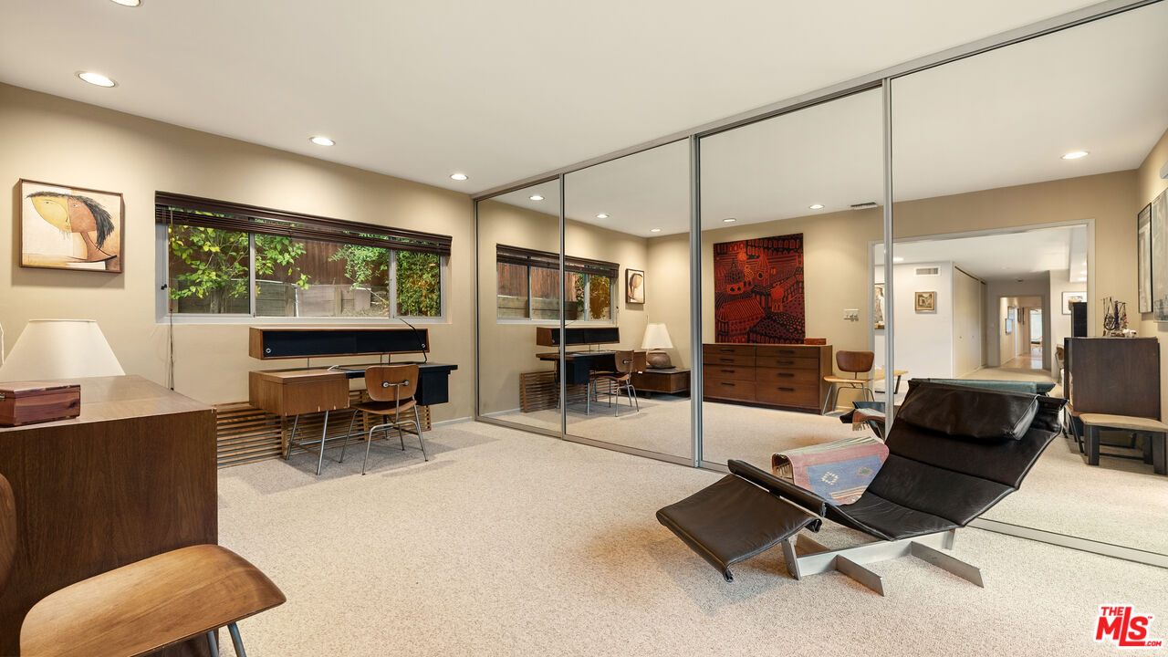 13044 Sky Valley Rd, Brentwood 