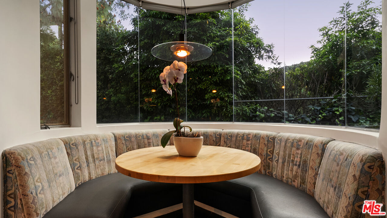 13044 Sky Valley Rd, Brentwood 