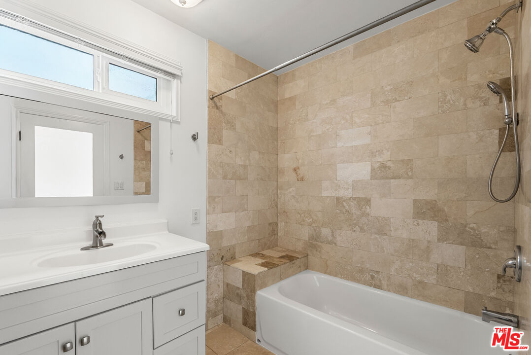 2031 Glendon Ave, Westwood