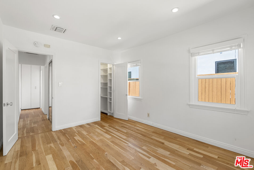 2031 Glendon Ave, Westwood