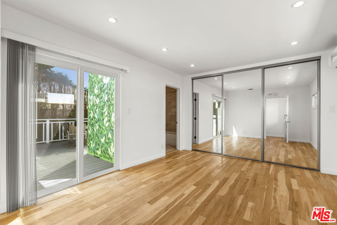 2031 Glendon Ave, Westwood