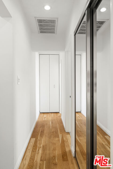 2031 Glendon Ave, Westwood