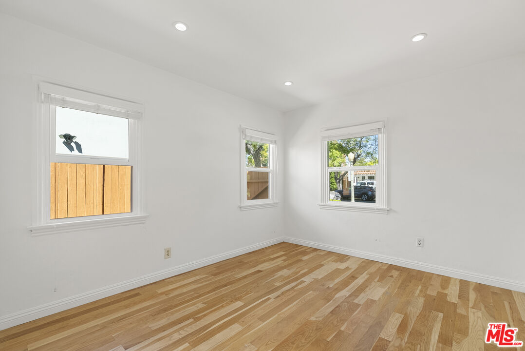 2031 Glendon Ave, Westwood