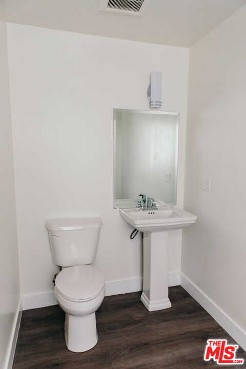 1431 S Sherbourne Dr Unit: 4