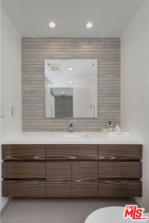 1040 N Spaulding Ave Unit: 3, West Hollywood