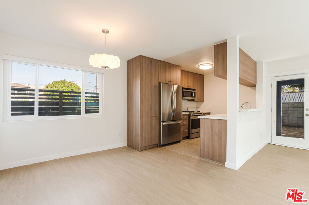 27 Anchorage St, Marina Del Rey