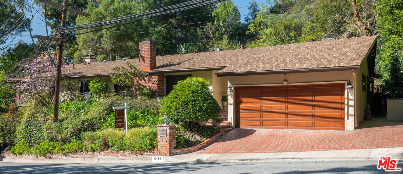 9415 Cherokee Ln, Beverly Hills